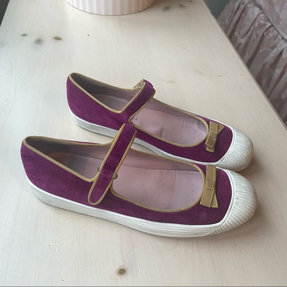 Marc By Marc Jacobs Velvet Mary Jane Tennis Shoes with Bow and Rubber Sole | 7.5 - Picture 5 of 9